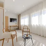 The Olive Poolhouse * سبليت