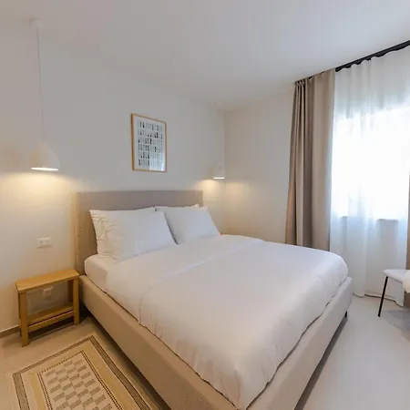 The Olive Poolhouse Сплит