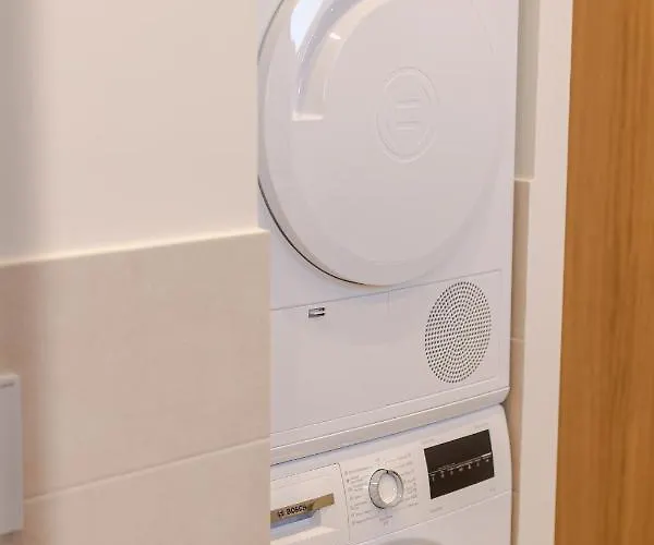 Apartament The Olive Poolhouse *