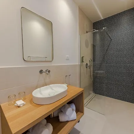 The Olive Poolhouse Appartement