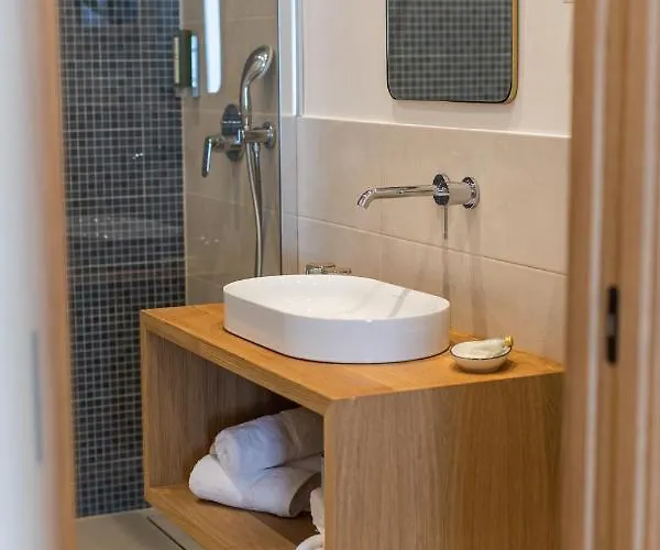 The Olive Poolhouse * Split