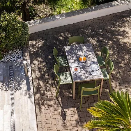 דירה The Olive Poolhouse ספליט